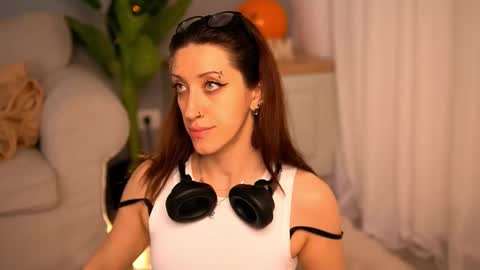 Snapshot of lexxievixxen chatting on November 2025 10:29:02 PM Lexie online show from November 2025 10:29:02 PM