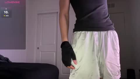 Dromaeosaurex online show from September 2025 08:37:02 AM