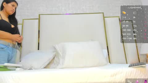 lexy and mia online show from September 2025 02:54:02 AM