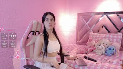 Snapshot of lexy_cute1 chatting on May 2026 04:29:02 AM LEXY online show from May 2026 04:29:02 AM