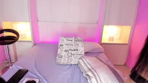 L I A  online show from March 2025 08:16:01 PM