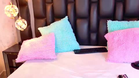 Lexy online show from January 2026 07:52:02 PM