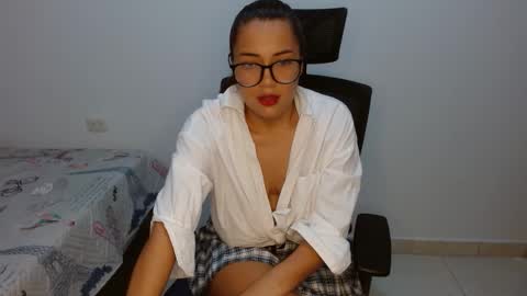 leydy_day online show from October 2025 10:55:02 PM
