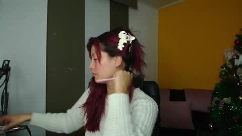 Leydy  online show from December 2025 02:27:01 AM