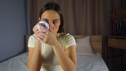 Snapshot of li_queen_ chatting on January 2025 10:33:02 AM Hey Im Alexa tg online show from January 2025 10:33:02 AM