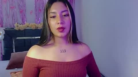 Lia  online show from October 2025 06:31:01 PM