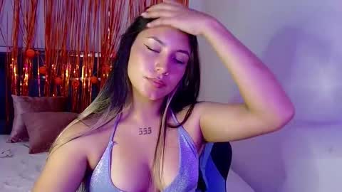 Lia  online show from December 2025 07:53:02 PM