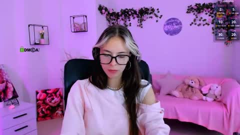 Snapshot of lia_dream_ chatting on July 2026 10:39:01 AM lia_dream_ online show from July 2026 10:39:01 AM