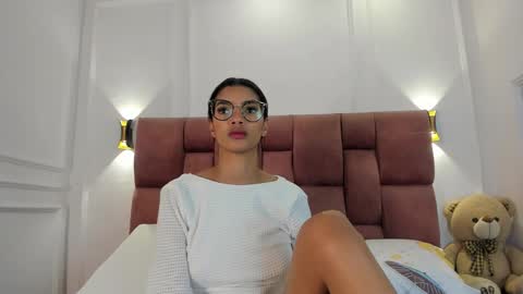 Lia online show from January 2025 07:17:02 AM