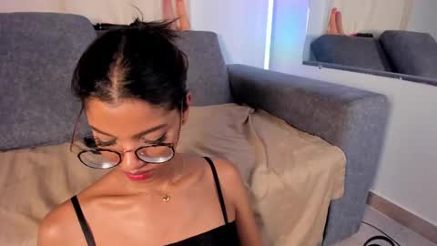 Lia online show from February 2025 05:55:02 PM