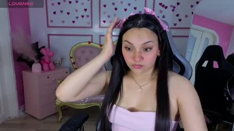 Snapshot of lia_harper_t chatting on May 2026 03:04:02 AM lia_harper_t online show from May 2026 03:04:02 AM