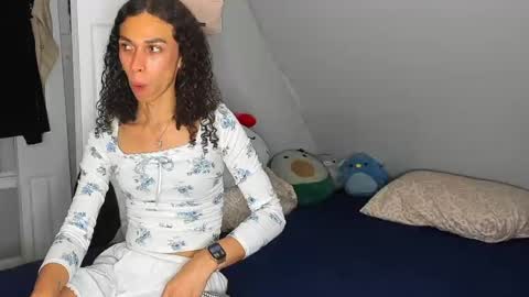 Snapshot of lia_hdz chatting on September 2025 12:45:02 AM Kabroncita online show from September 2025 12:45:02 AM