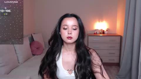 Snapshot of lia_hetty chatting on November 2025 11:09:02 AM L I A online show from November 2025 11:09:02 AM