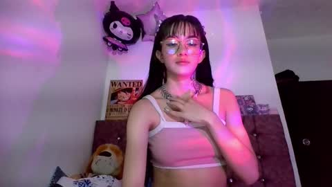 Lia Johnson online show from March 2026 07:12:01 AM