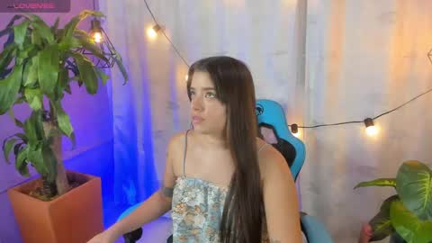 Snapshot of lia_little18 chatting on May 2026 09:11:02 PM lia_little18 online show from May 2026 09:11:02 PM