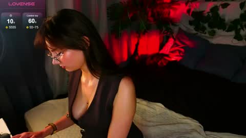 Snapshot of lia_melon chatting on May 2026 05:32:01 PM lia_melon online show from May 2026 05:32:01 PM
