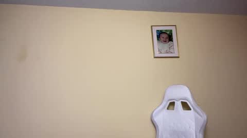 Little Queen Lia  online show from February 2026 11:33:02 PM