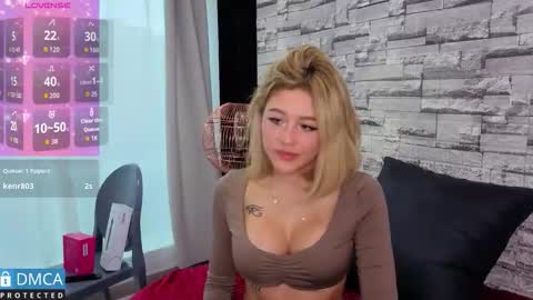 lia summer1 online show from December 2025 07:22:01 PM