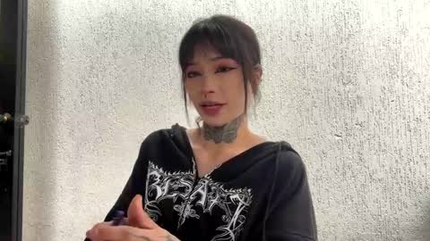 Liaa  online show from November 2025 07:02:02 PM