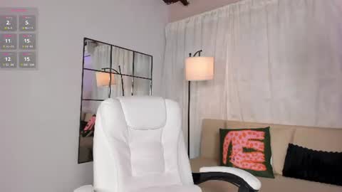 Snapshot of liaamoon_ chatting on June 2026 12:20:01 PM Lia online show from June 2026 12:20:01 PM