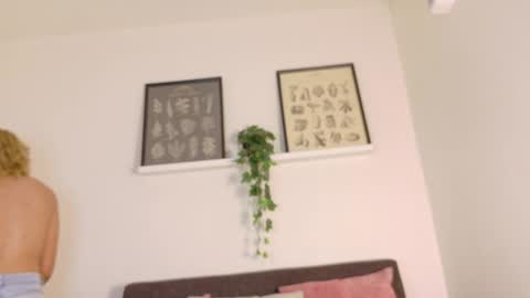 Snapshot of liaamoretti__ chatting on July 2026 02:44:01 AM L I A online show from July 2026 02:44:01 AM
