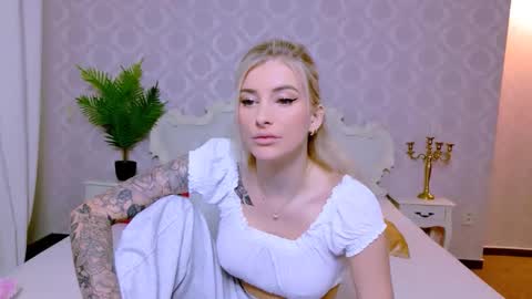 Snapshot of liabeninix chatting on February 2026 09:24:02 AM Lia online show from February 2026 09:24:02 AM