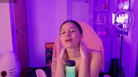Lia Butera online show from April 2026 02:27:02 AM