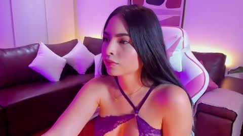 Liah online show from September 2025 10:11:01 PM