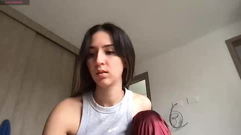 Snapshot of liahrommie chatting on February 2026 12:11:01 PM Amy online show from February 2026 12:11:01 PM