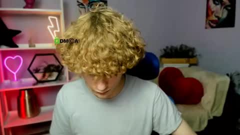 Liam online show from March 2025 01:36:01 PM