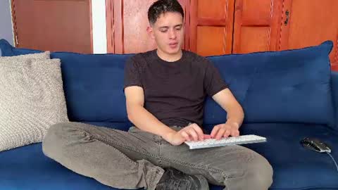 Snapshot of liam_enzho chatting on June 2026 02:43:02 PM Liam online show from June 2026 02:43:02 PM