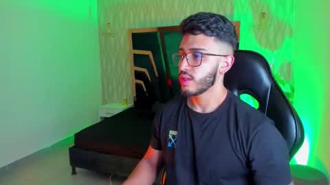 LIAM KLEIN online show from January 2026 11:15:01 AM