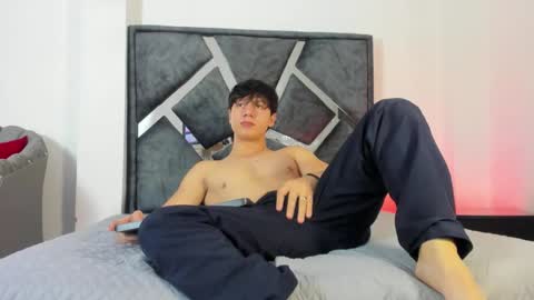 Call me Lian online show from January 2026 12:07:01 PM