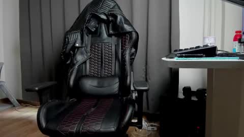 Liam online show from March 2025 07:21:02 AM