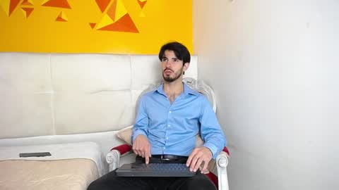 Snapshot of liamluxe chatting on December 2024 12:20:02 PM LiamLuxe online show from December 2024 12:20:02 PM