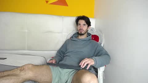 Snapshot of liamluxe chatting on January 2025 12:33:01 PM LiamLuxe online show from January 2025 12:33:01 PM