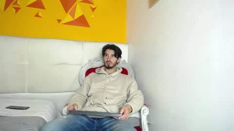 Snapshot of liamluxe chatting on February 2025 12:22:02 PM LiamLuxe online show from February 2025 12:22:02 PM