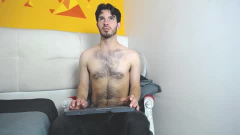 Snapshot of liamluxe chatting on March 2025 05:39:02 PM LiamLuxe online show from March 2025 05:39:02 PM