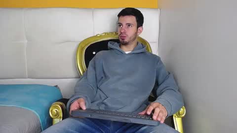 Snapshot of liamluxe chatting on September 2025 12:50:02 PM LiamLuxe online show from September 2025 12:50:02 PM