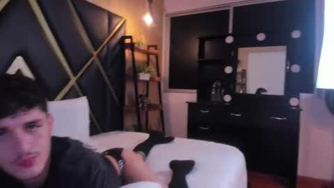 liammuller online show from November 2025 10:26:01 AM