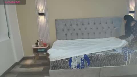 L I A M O N R O E online show from October 2025 11:40:01 AM