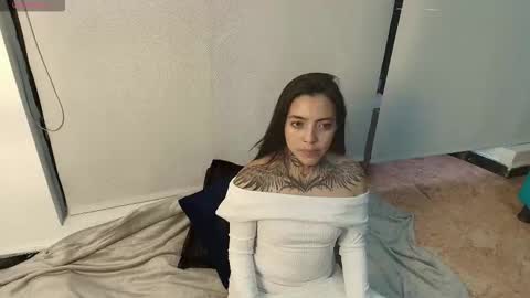 L I A M O N R O E online show from November 2025 11:43:01 AM