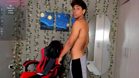 liamvibes212 online show from March 2026 01:26:01 PM