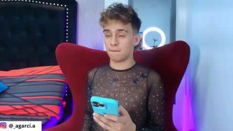 Snapshot of liamwild20 chatting on September 2025 12:16:01 AM liam online show from September 2025 12:16:01 AM