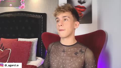 Snapshot of liamwild20 chatting on October 2025 04:53:02 AM liam online show from October 2025 04:53:02 AM