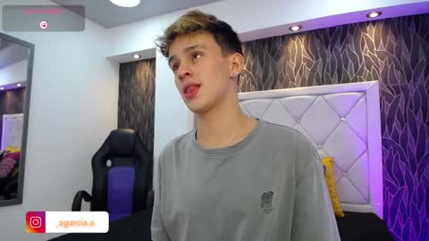 liam online show from March 2026 05:04:02 AM