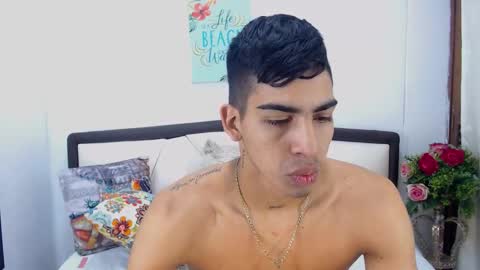 L I A M online show from November 2025 10:38:02 AM