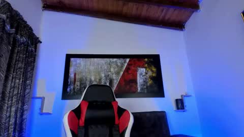 liamwyatt_ online show from December 2025 03:23:01 AM