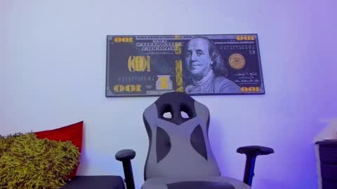 Snapshot of lian_23_ chatting on January 2025 10:02:02 AM online show from January 2025 10:02:02 AM