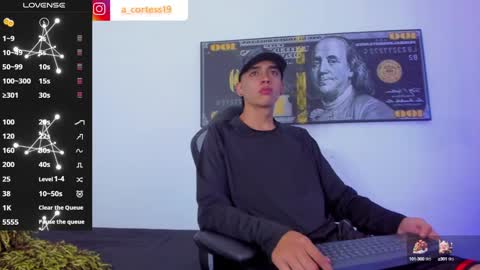 Snapshot of lian_23_ chatting on January 2025 04:50:01 AM online show from January 2025 04:50:01 AM